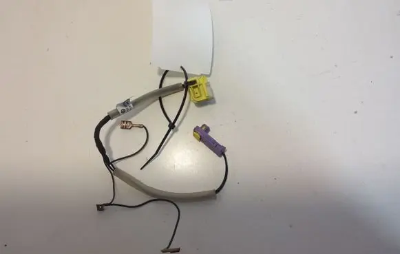 Volkswagen Jetta VI Airbag squib ring wiring 1K0971584