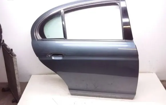 Jaguar S-Type Rear door