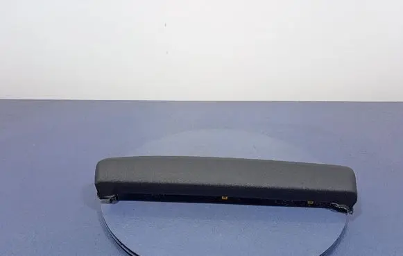 Renault Captur Other sill/pillar trim element 682112465