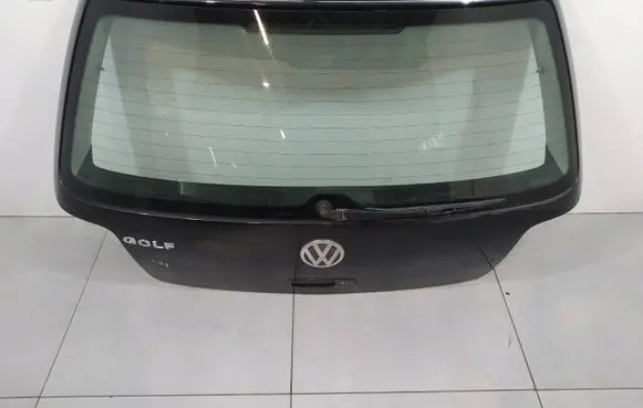 Volkswagen Golf IV Tailgate/trunk/boot lid 