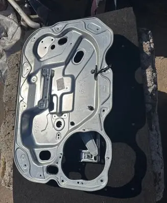 Ford Focus Front window lifting mechanism without motor 994761108 4M51A045H16A