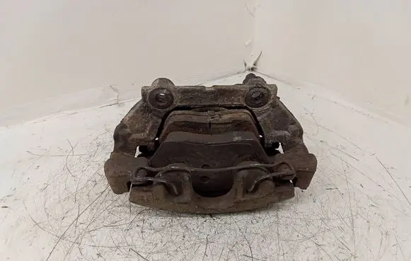 Volkswagen PASSAT B5 Front brake caliper