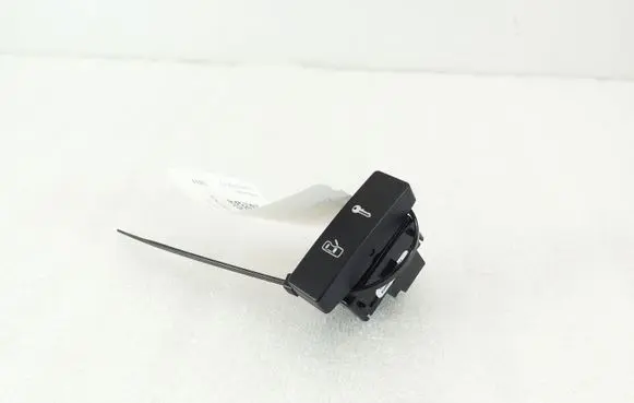 Volkswagen Touareg I Central locking switch button 7L6962125 7L69621253X1
