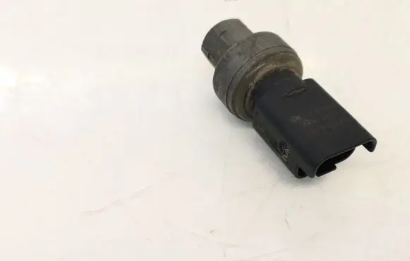 Air conditioning (A/C) pressure sensor