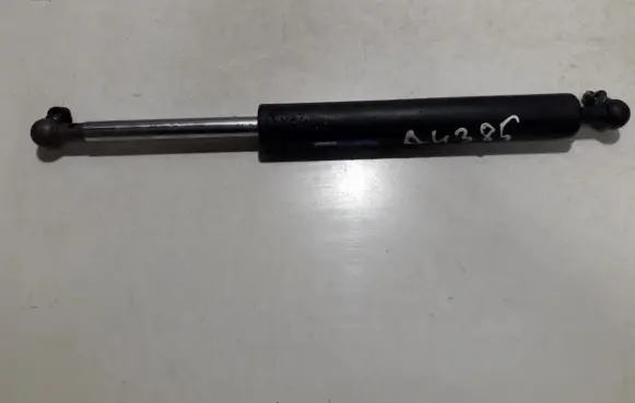 Honda Accord Tailgate/trunk strut/damper