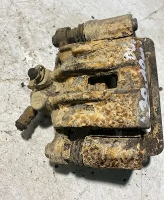 Hyundai i30 Rear brake caliper