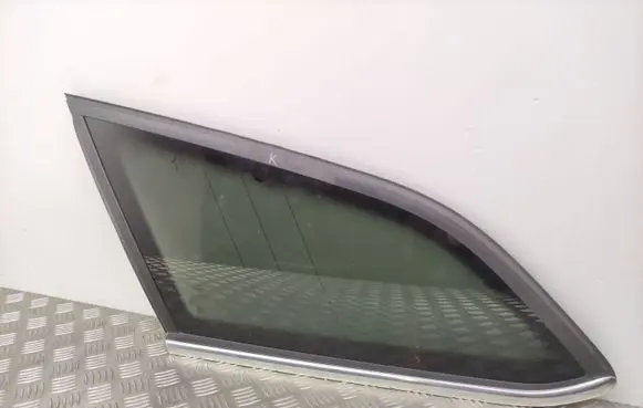 Ford Focus Rear side window