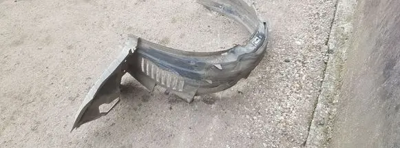 Toyota Avensis T250 Front wheel arch liner splash guards 