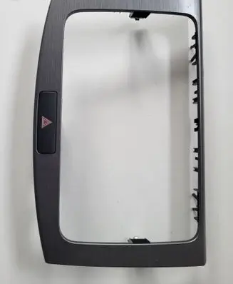 Volkswagen PASSAT B7 Radio/GPS head unit trim 