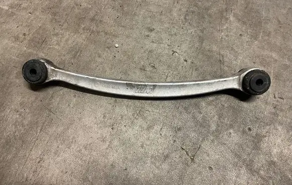 BMW M3 e92 Rear control arm 2283549