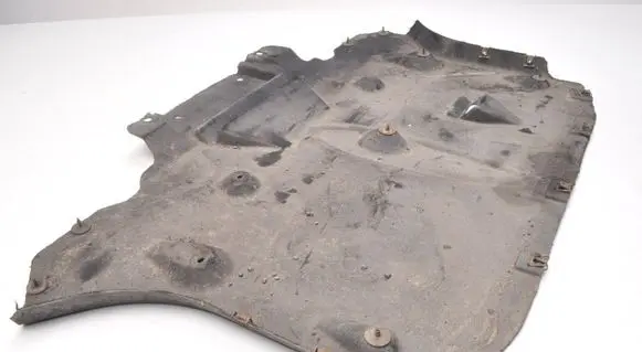 Audi A8 S8 D4 4H Engine splash shield/under tray 4H0825236