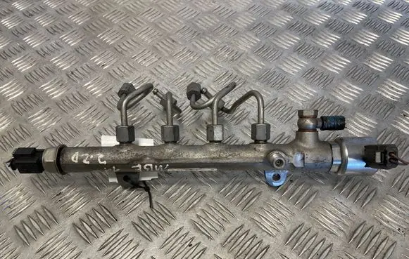 Mercedes-Benz E W212 Fuel main line pipe R9144Z240A