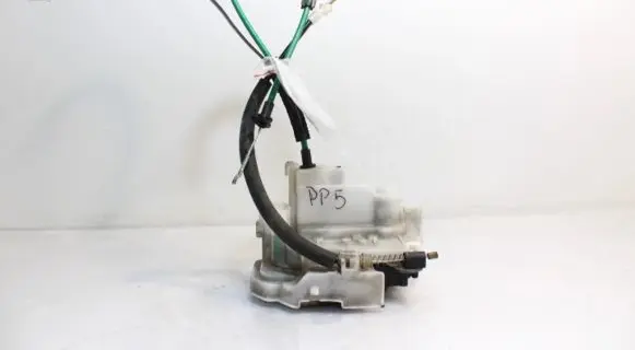 Alfa Romeo 159 Front door lock