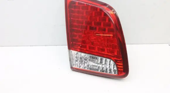 KIA Sorento Tailgate rear/tail lights