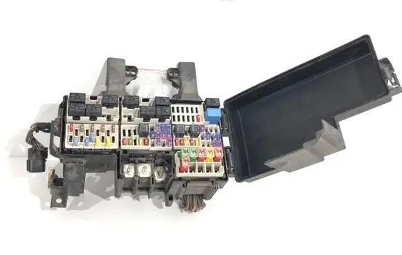 Ford Mustang VI Fuse box set