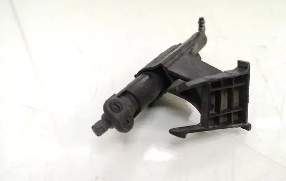 Ford Focus Headlight washer spray nozzle BM5113L015AC