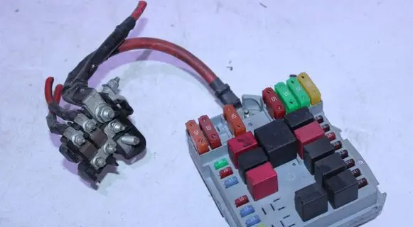 Fiat Bravo Fuse box set 51790930 F198170900PP