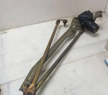 Citroen C25 Front wiper linkage TGE197