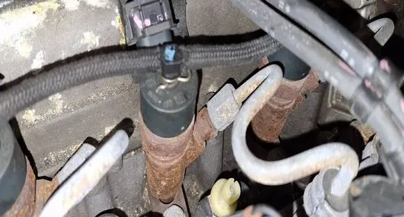 Toyota Yaris Fuel injector 0445110262 236700N030