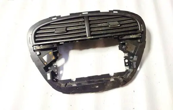 Peugeot 607 Dash center air vent grill 9648681077 9648680977