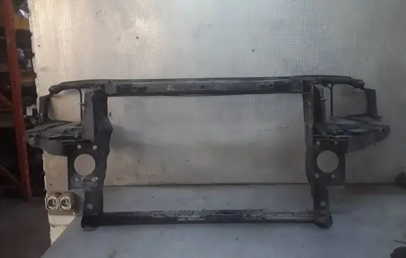 Audi A8 S8 D3 4E Radiator support slam panel 