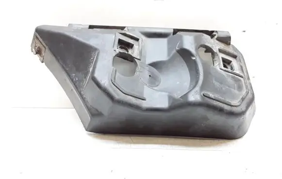 Volvo V50 Front bumper mounting bracket 30655874