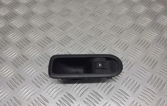 Renault Megane II Electric window control switch 156015540