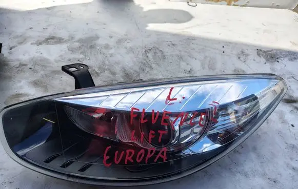 Renault Fluence Headlight/headlamp 