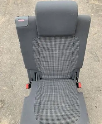 Volkswagen Touran I Third row seats 