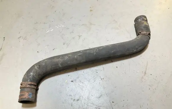 Opel Vivaro Engine coolant pipe/hose
