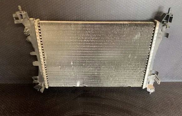 Opel Corsa D Coolant radiator E5446 55701408 0911917