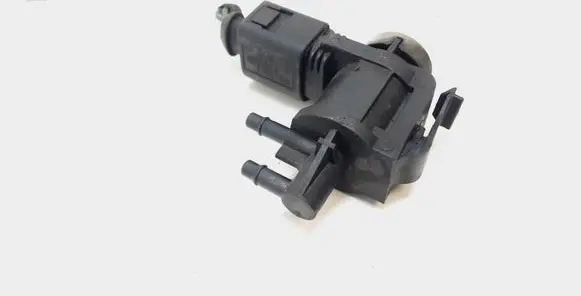 Volkswagen PASSAT CC Vacuum valve 1K0906283A