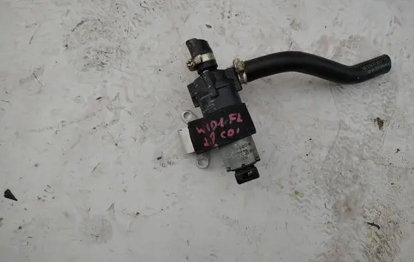 Mercedes-Benz Sprinter W901 W902 W903 W904 Electric auxiliary coolant/water pump 