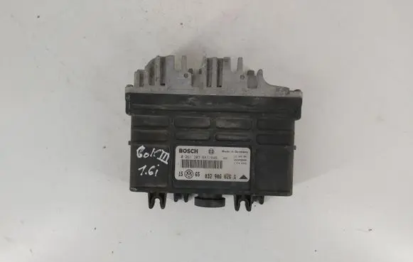 Volkswagen Golf III Engine control unit/module 0261203647648 032906026G