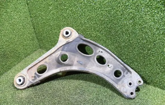 Renault Trafic III (X82) Front lower control arm/wishbone 8200688033 93859694