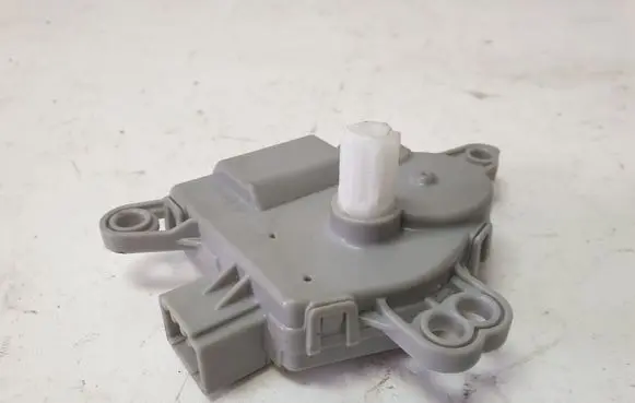 KIA Sorento Air flap motor/actuator EA1F1DN8AB02
