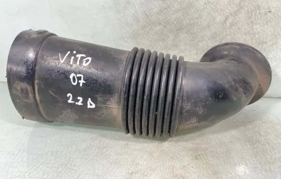 Mercedes-Benz Vito Viano W639 Intercooler hose/pipe