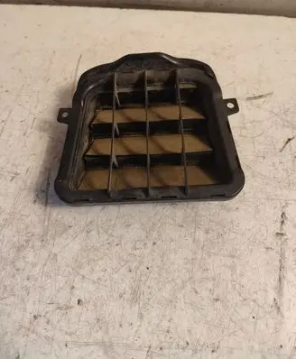 Audi A4 S4 B8 8K Quarter panel pressure vent 8K0819181