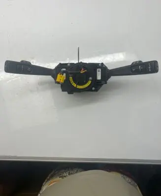 Wiper turn signal indicator stalk/switch