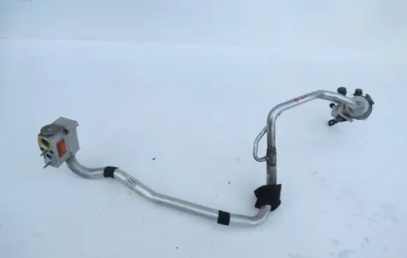 Air conditioning (A/C) pipe/hose