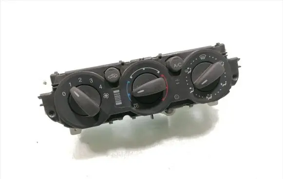 Ford Mondeo Mk III Climate control unit 69737001