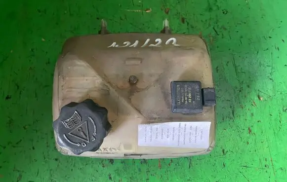 Peugeot 806 Coolant expansion tank/reservoir