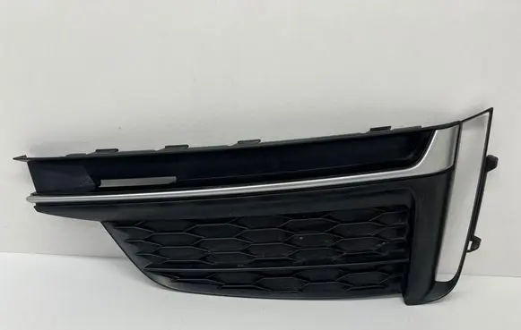 Audi A5 Front bumper lower grill 8W6807682F