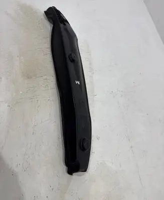 Mercedes-Benz GLE (W166 - C292) Fender end trim A1668890125 WPT50900 18567321