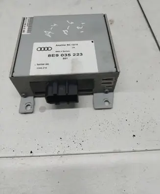 Audi A4 S4 B6 8E 8H Sound amplifier 8E9035223