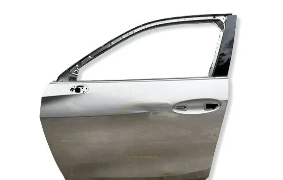 Lexus UX Front door CHZP004