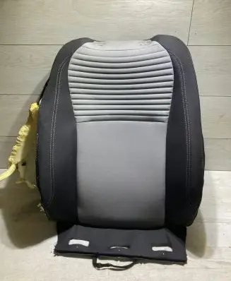 Toyota Yaris Seat trim 10y0112