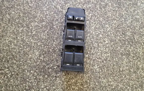 Chrysler 300 - 300C Electric window control switch