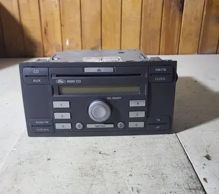 Radio/CD/DVD/GPS head unit