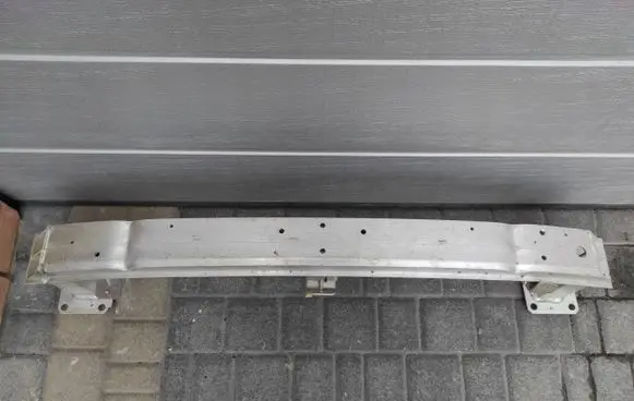Toyota RAV 4 (XA40) Front piece kit 